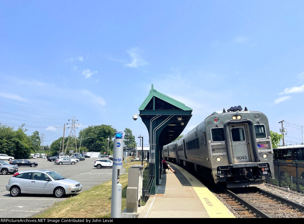 NJT Train # 2110 arrives into the station. This run starts out at Spring Valley Station and only stops at Nanuet and Pearl River before running express to Secaucus Jct.